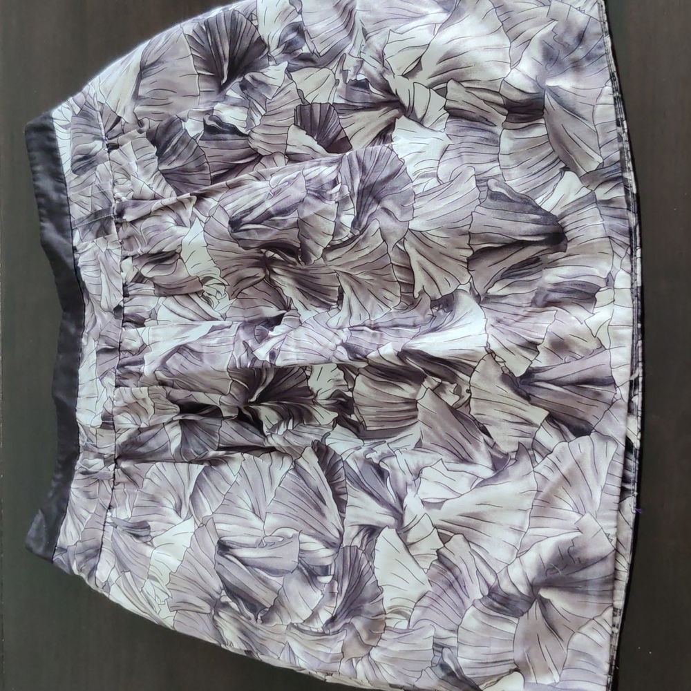 🌸BCBG SKIRT